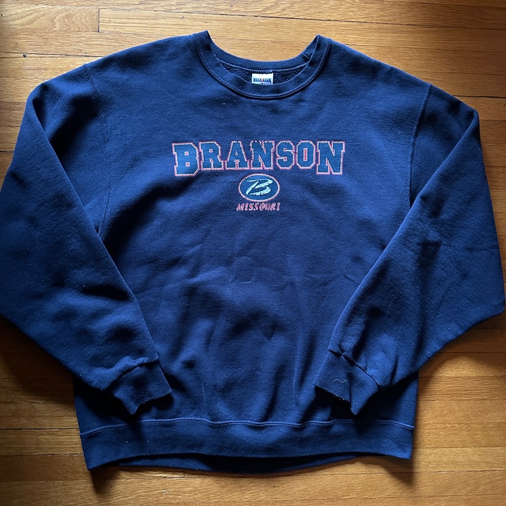 Branson, Missouri Navy Sweatshirt, Size Large